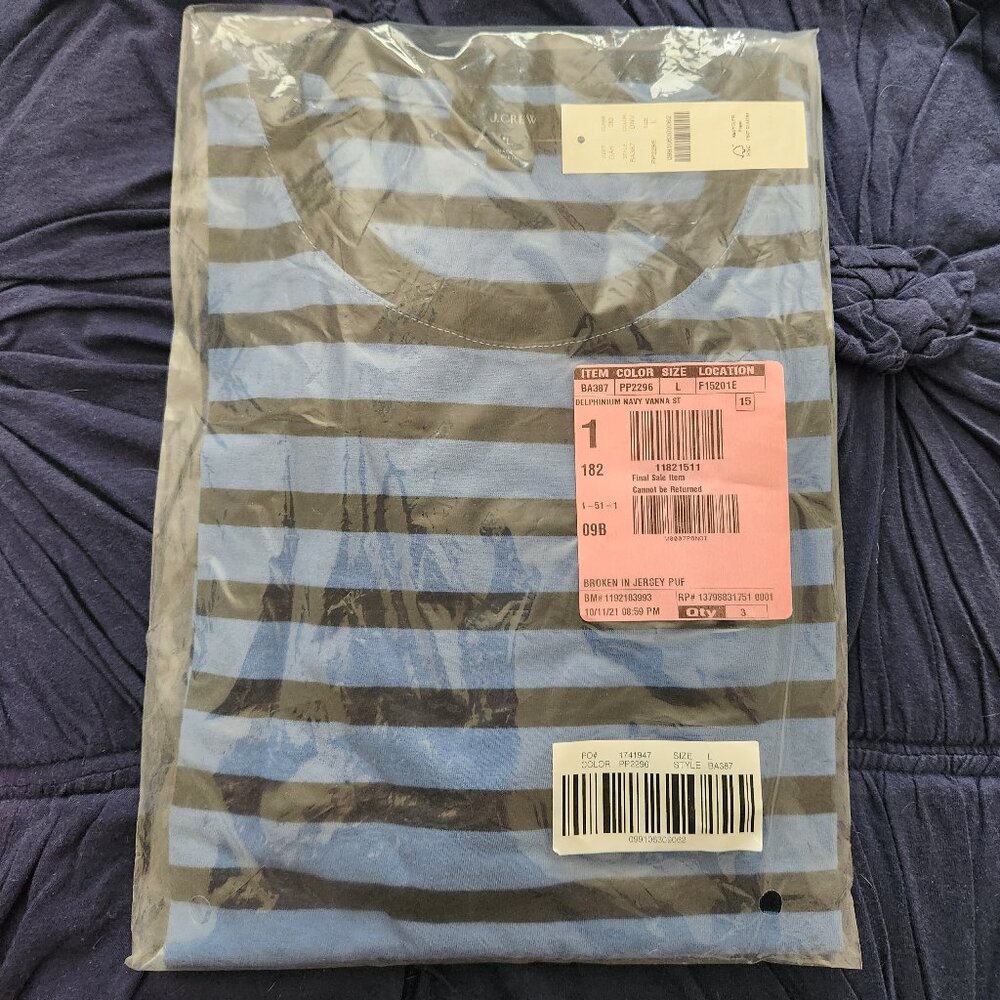 **NWT** J. Crew delphinium navy and vanna stripe Broken in Jersey Puff Sleeve
